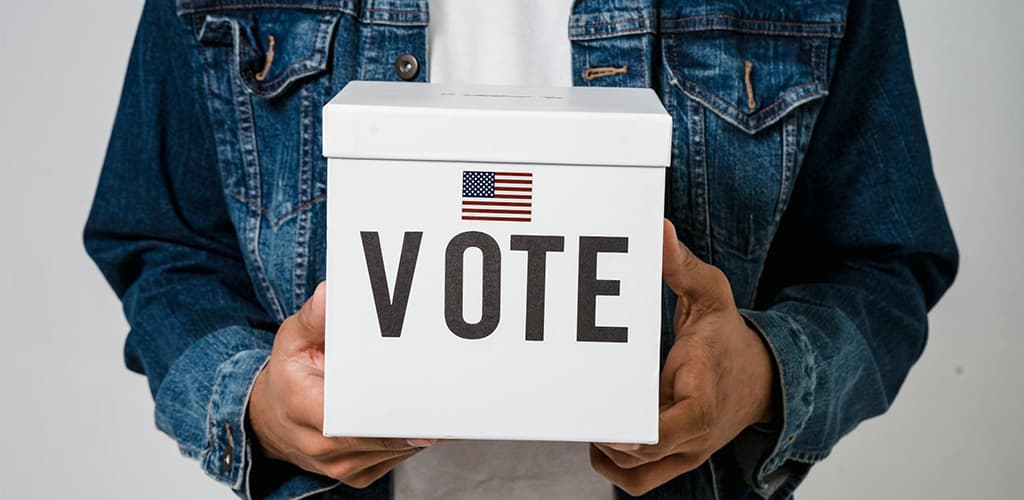 Democrasee.io